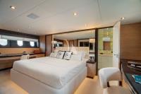 MANU-V yacht charter: Owner Cabin