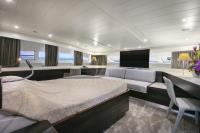 Y42 yacht charter: Master Cabin