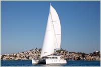 TWIN-PRIDE yacht charter: Sailing