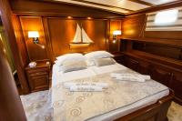DOLCE-VITA yacht charter: DOLCE VITA - photo 25