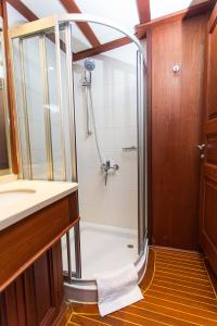 DOLCE-VITA yacht charter: DOLCE VITA - photo 20