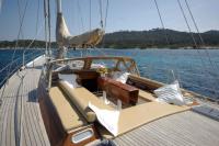 BERNIC-II yacht charter: Bernic deck saloon 2