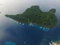 ELINE yacht charter: Landscape