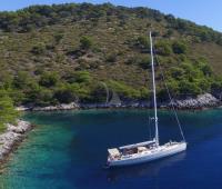 ELINE yacht charter: Drone 1