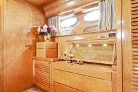 PRIME yacht charter: Master Cabins' Toiletta