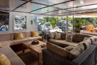 DONNA-DEL-MARE yacht charter: Bridge deck bar