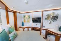 BUNKER yacht charter: BUNKER - photo 22
