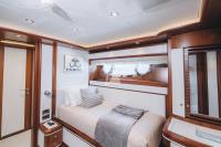 BUNKER yacht charter: BUNKER - photo 18