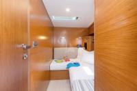 ALIZEE yacht charter: Guests Cabin
