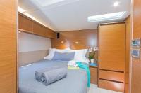 ALIZEE yacht charter: VIP Cabin