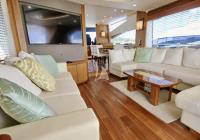 SARAHLISA yacht charter: main salon