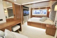 SARAHLISA yacht charter: master cabin