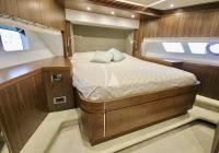 SARAHLISA yacht charter: vip