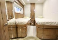 SARAHLISA yacht charter: twin cabin