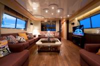 MISS-CANDY yacht charter: Saloon