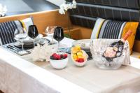ARWEN yacht charter: Indoor dining