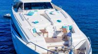 INFINITAS yacht charter: Sundeck