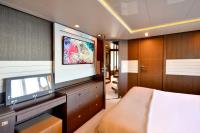 INFINITAS yacht charter: Double suite (2nd)