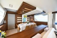 INFINITAS yacht charter: Salon & Dining Area