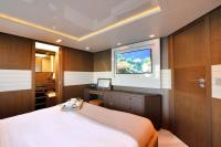 INFINITAS yacht charter: Double suite (2nd)