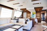 INFINITAS yacht charter: Salon