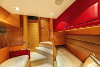 MINE yacht charter: Twin Cabin