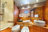 MINE yacht charter: Master Cabin Bathroom