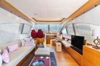 MINE yacht charter: Salon