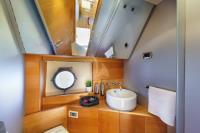 MINE yacht charter: VIP Cabin Bathroom