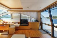 MINE yacht charter: Salon