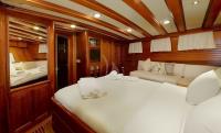 ECCE-NAVIGO yacht charter: ECCE NAVIGO - photo 22