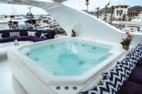 MOONRAKER yacht charter: Sun deck Jakuzzi