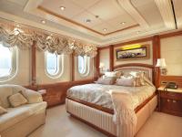 CAPRI-I yacht charter: Double cabin