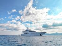 CAPRI-I yacht charter: Ext