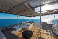 MELITI yacht charter: Fly Bridge