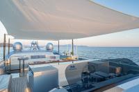 55-FIFTYFIVE yacht charter: 55 FIFTYFIVE - photo 48