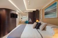 55-FIFTYFIVE yacht charter: 55 FIFTYFIVE - photo 51