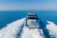 55-FIFTYFIVE yacht charter: 55 FIFTYFIVE - photo 4