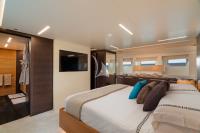 55-FIFTYFIVE yacht charter: 55 FIFTYFIVE - photo 63