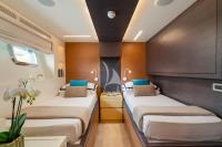 55-FIFTYFIVE yacht charter: 55 FIFTYFIVE - photo 58