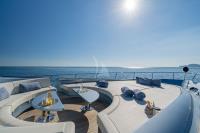 55-FIFTYFIVE yacht charter: 55 FIFTYFIVE - photo 41