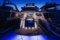 LADY-LONA yacht charter: EVENING / DOCK