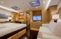 SHAMANNA yacht charter: Master Cabin