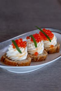 KOKONUTS-WALLY yacht charter: Lifestyle