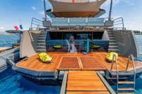 KOKONUTS-WALLY yacht charter: Aft platform