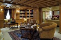 CHRISTINA-O yacht charter: Master suite sitting room