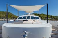 SEA-WOLF yacht charter: Bow