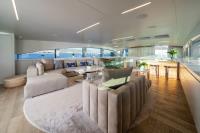 SEA-WOLF yacht charter: Upper Saloon