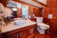 LUCE-DEL-MARE yacht charter: LUCE DEL MARE - photo 17